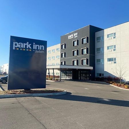Park Inn By Radisson Edmonton Airport Leduc Zewnętrze zdjęcie