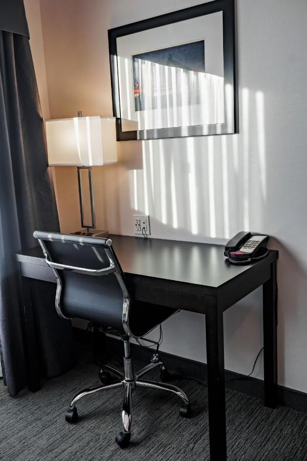 Park Inn By Radisson Edmonton Airport Leduc Zewnętrze zdjęcie